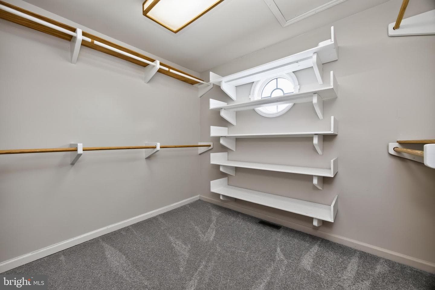 24 Lehmann Drive photo 28