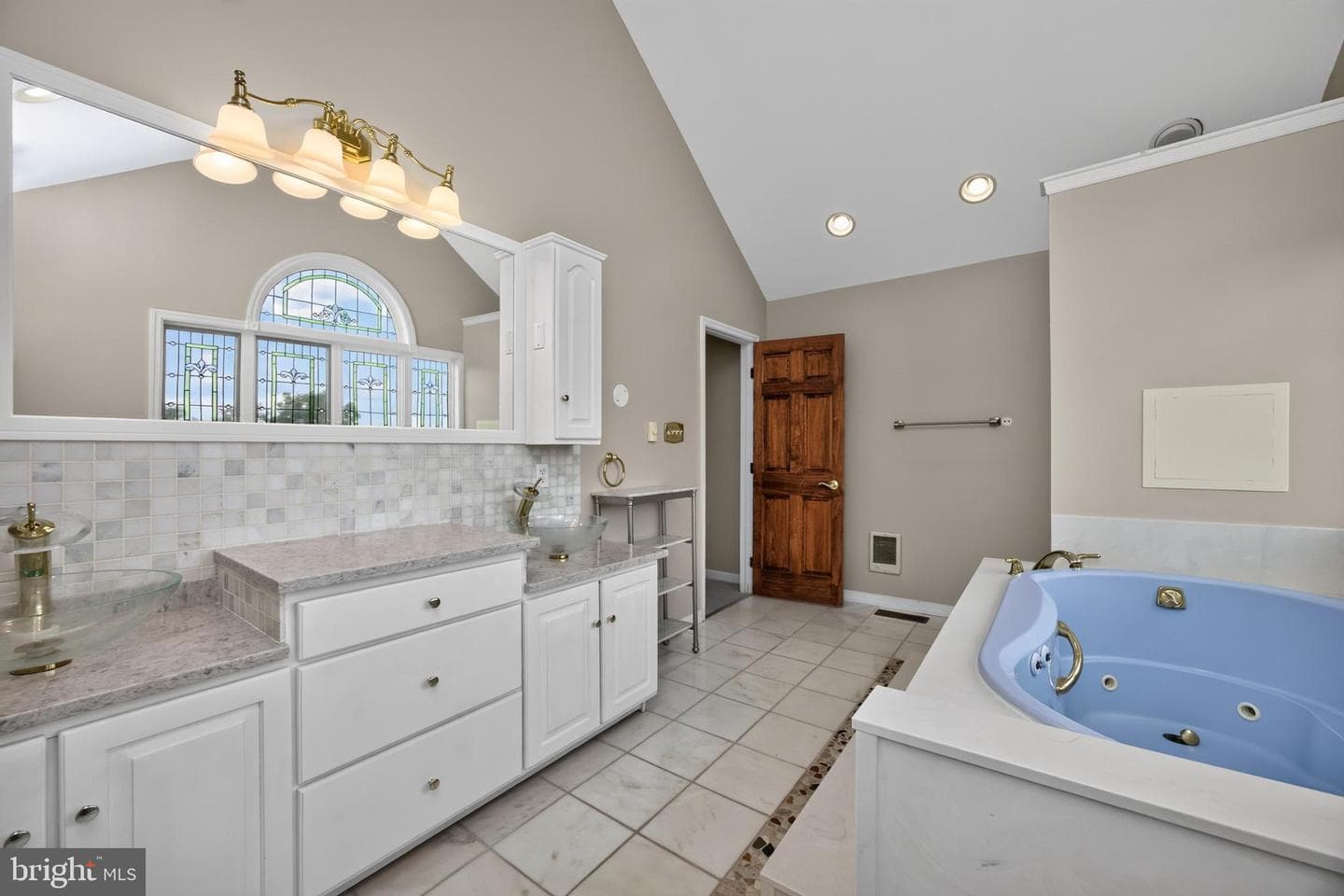 24 Lehmann Drive photo 33
