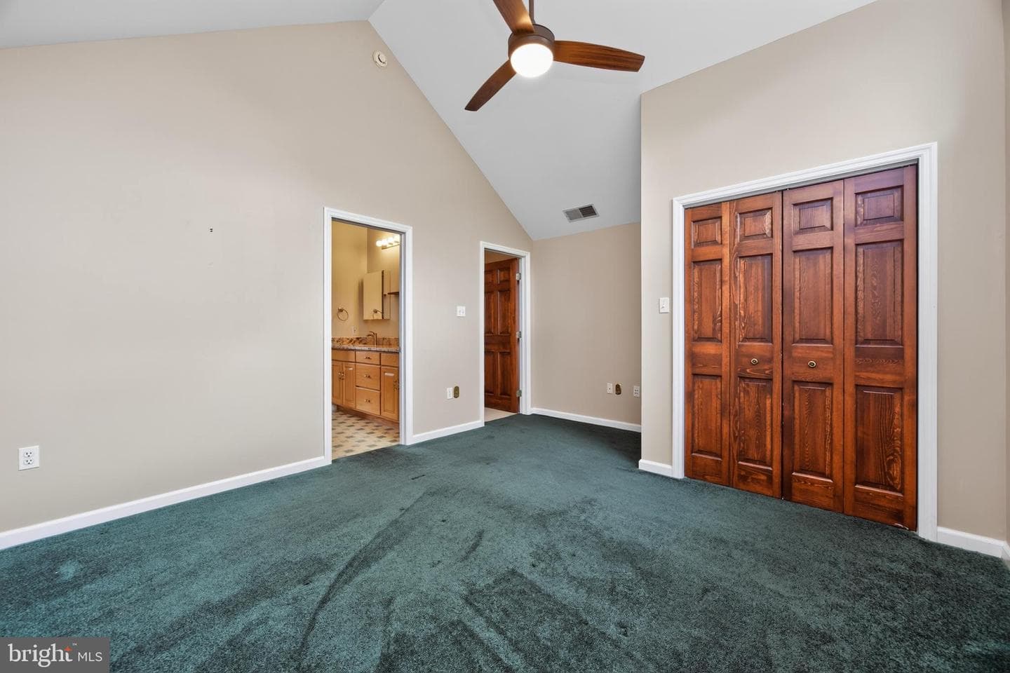 24 Lehmann Drive photo 42