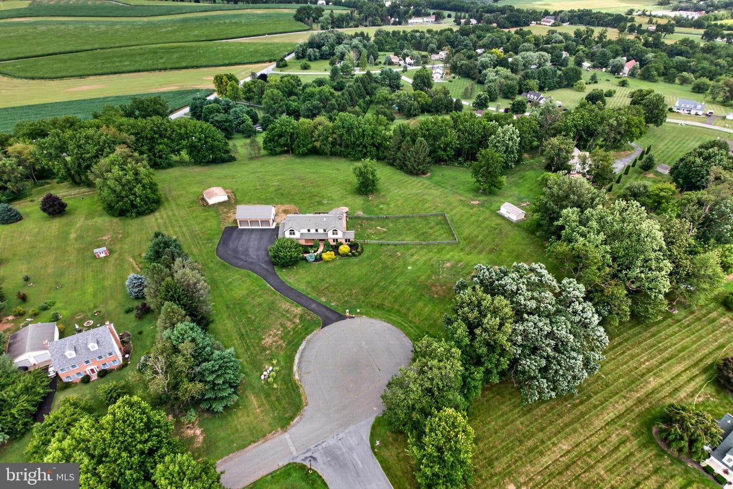 24 Lehmann Drive photo 81