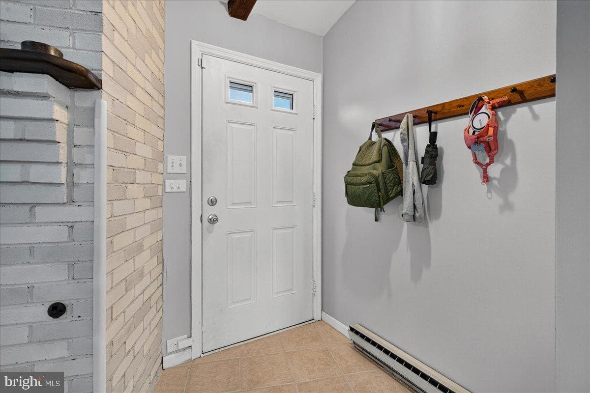 119 Russell Avenue photo 7