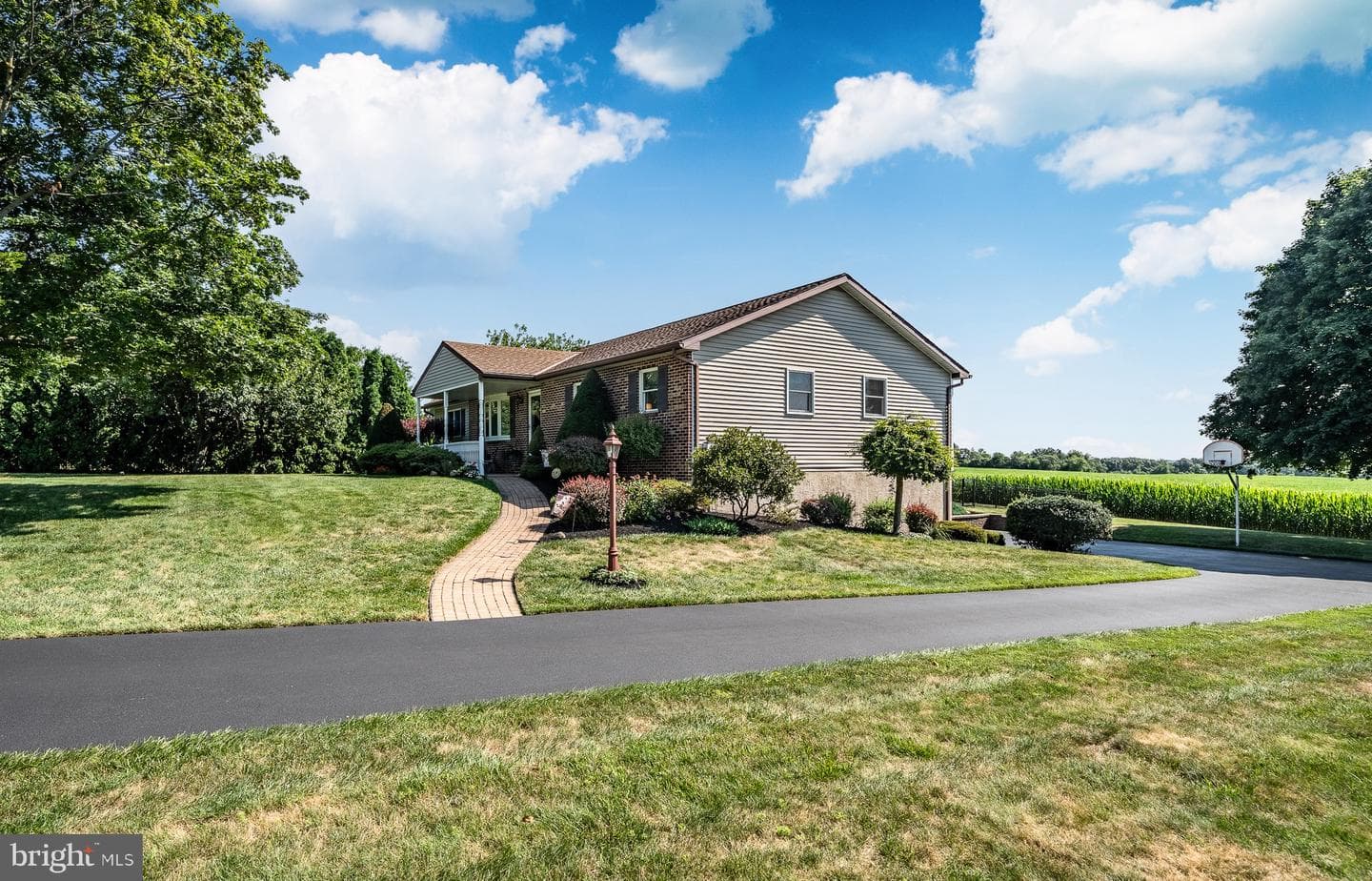 337 Ontelaunee Drive photo 4