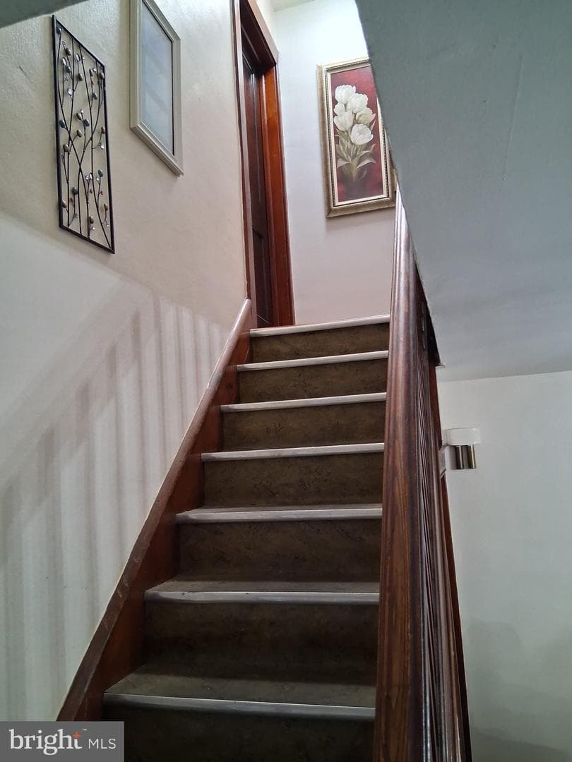1227 N 11th Street photo 11