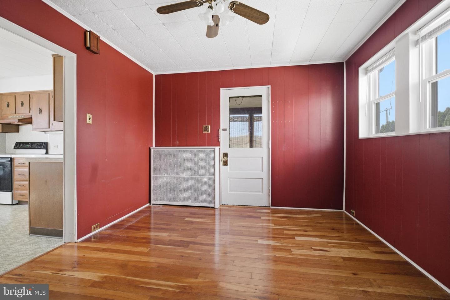 1423 Fayette Avenue photo 9