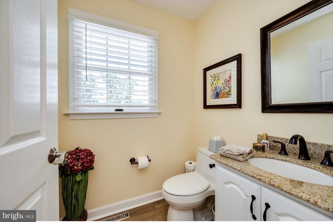 37 Stephanie Road photo 28