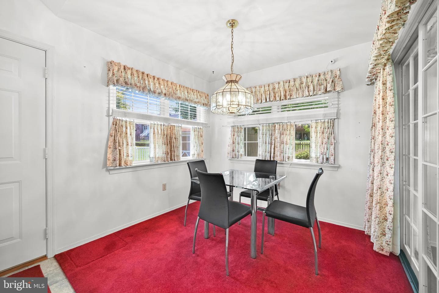 114 Hill Road photo 10