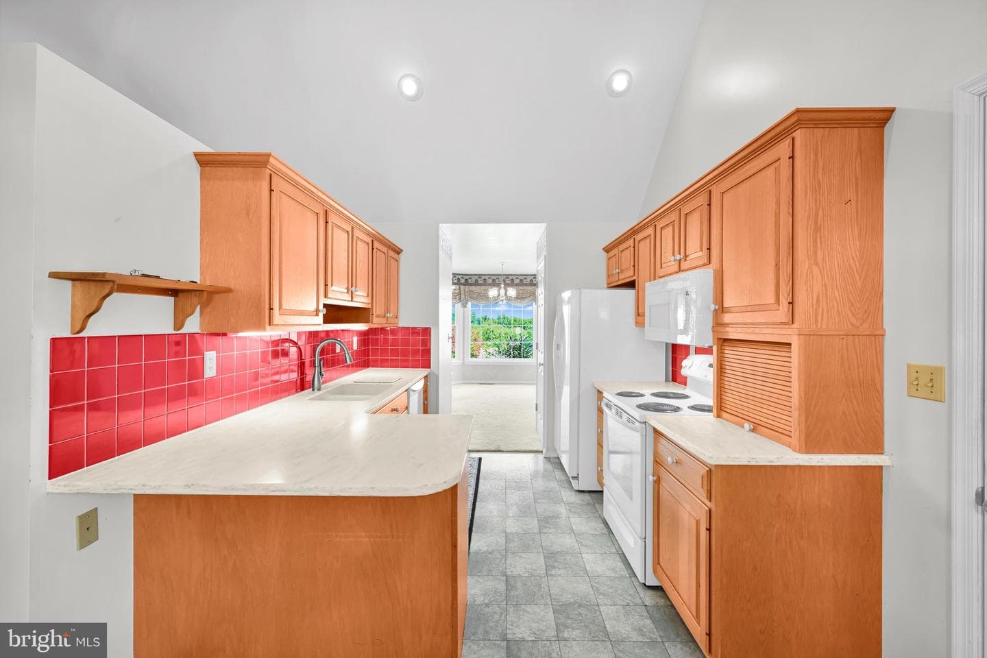 114 Hill Road photo 17