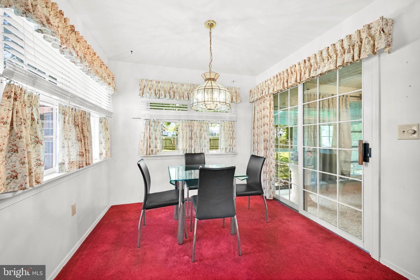 114 Hill Road photo 9