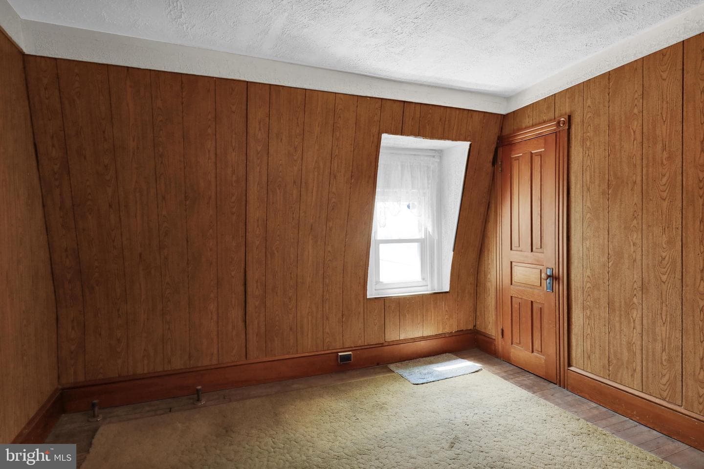 186 Clymer Street photo 26
