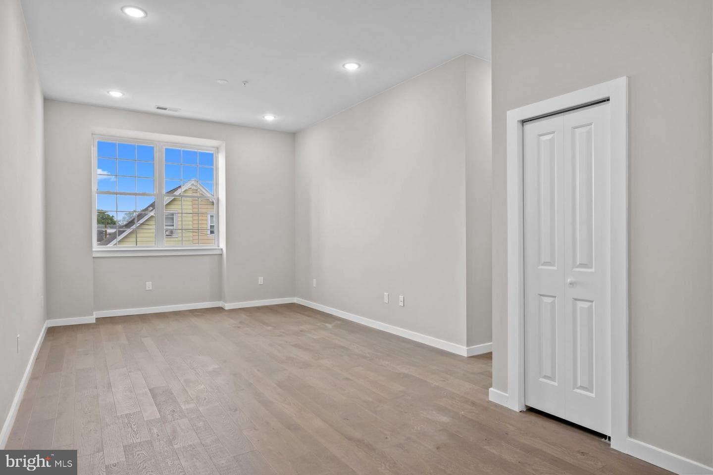 418 Jefferson Avenue #10 photo 8