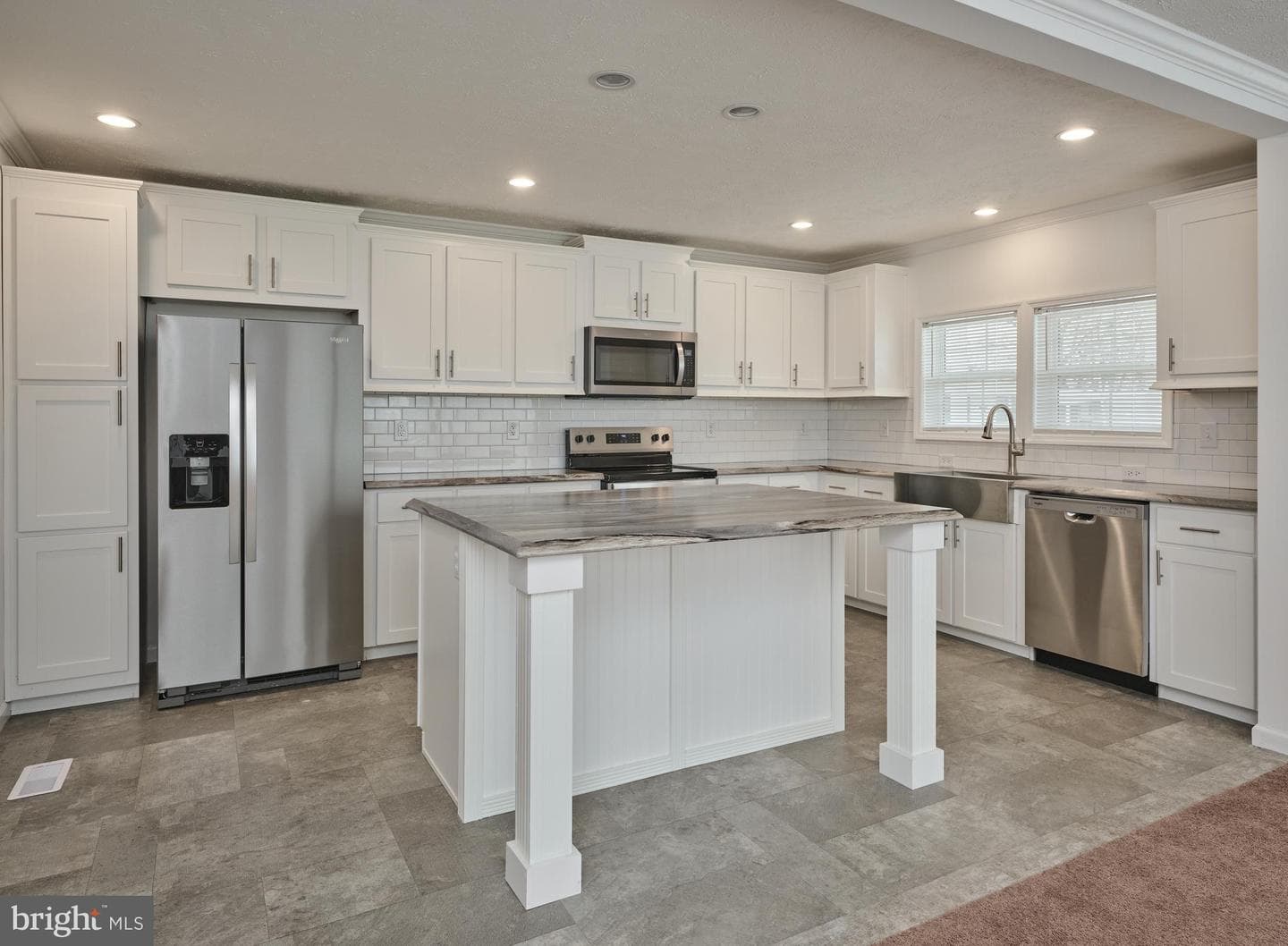 3034 Chandler Drive South photo 24