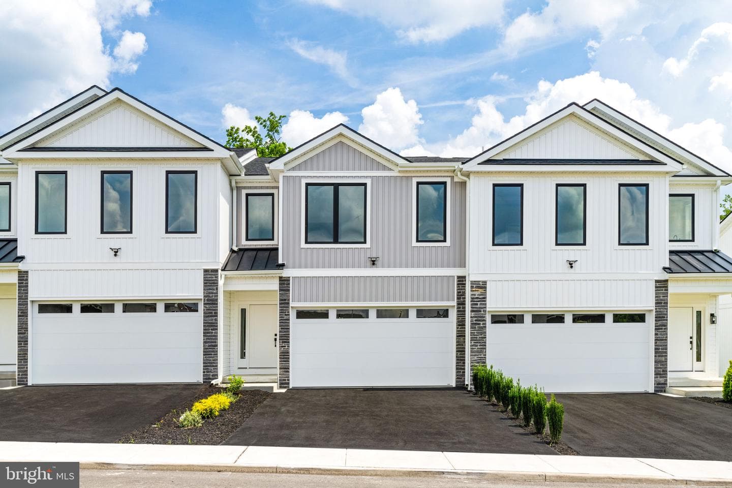681 Provident Road photo 33