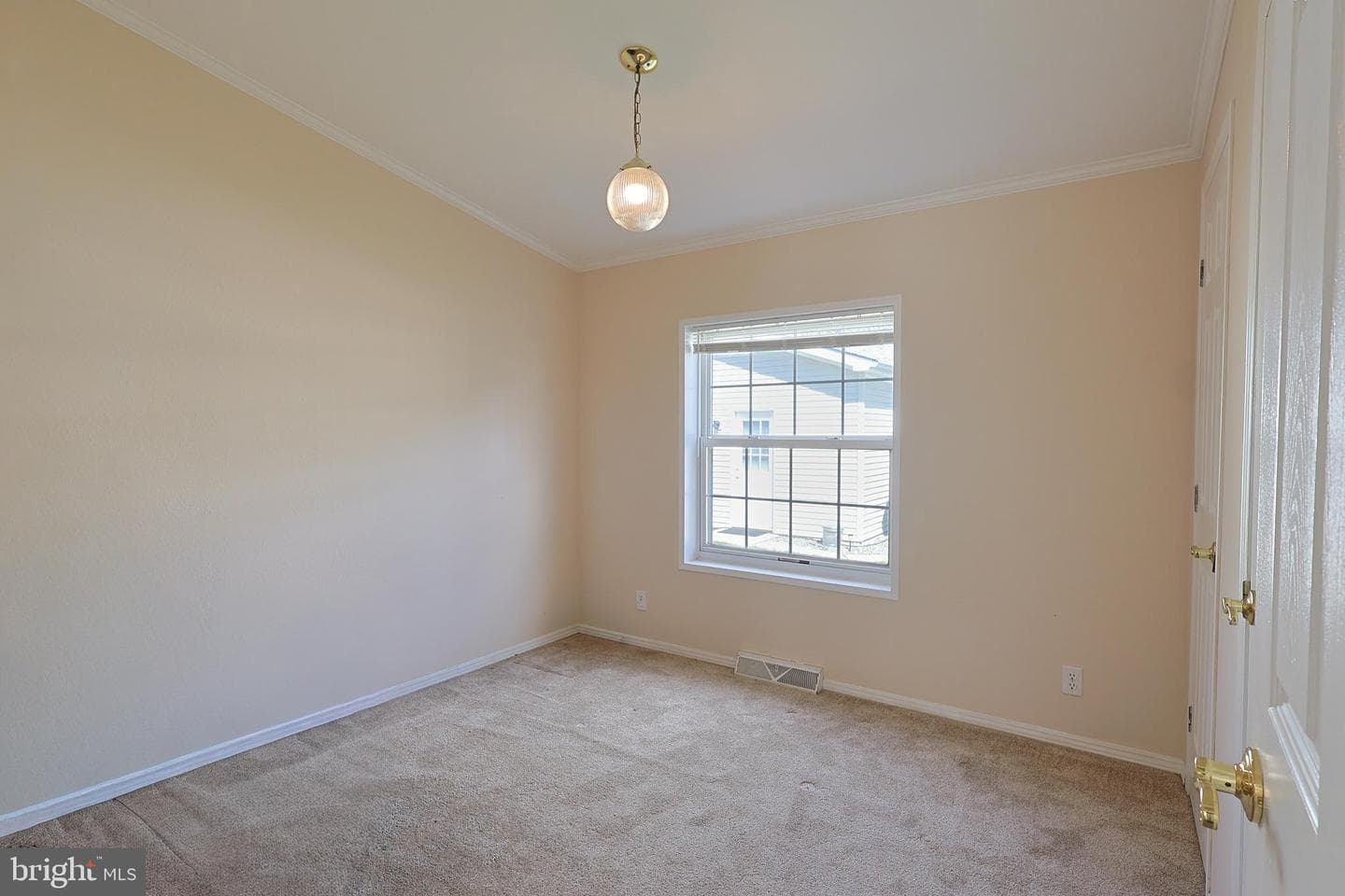 191 Cardinal Court S photo 14