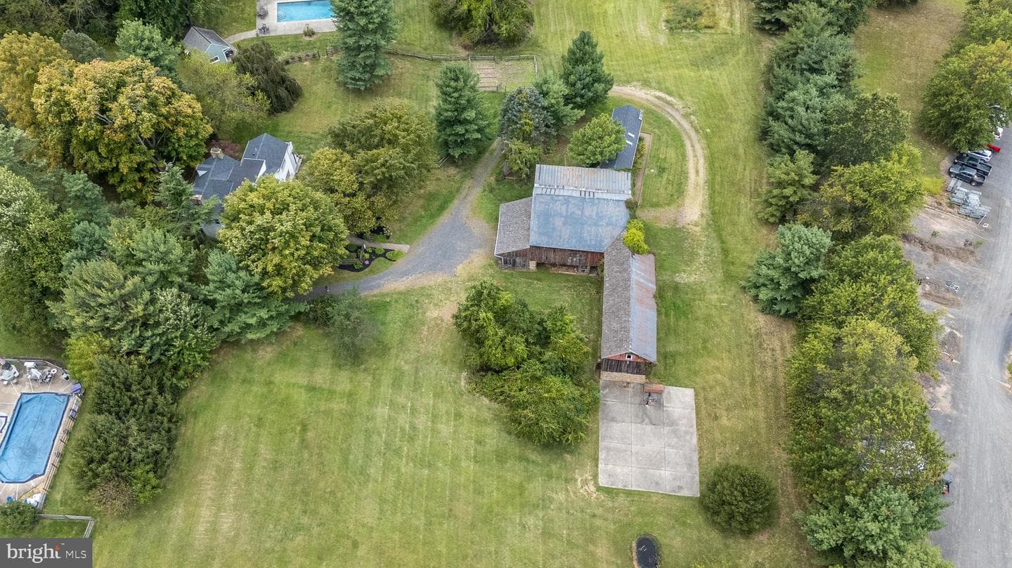 1341 Durham Rd photo 72