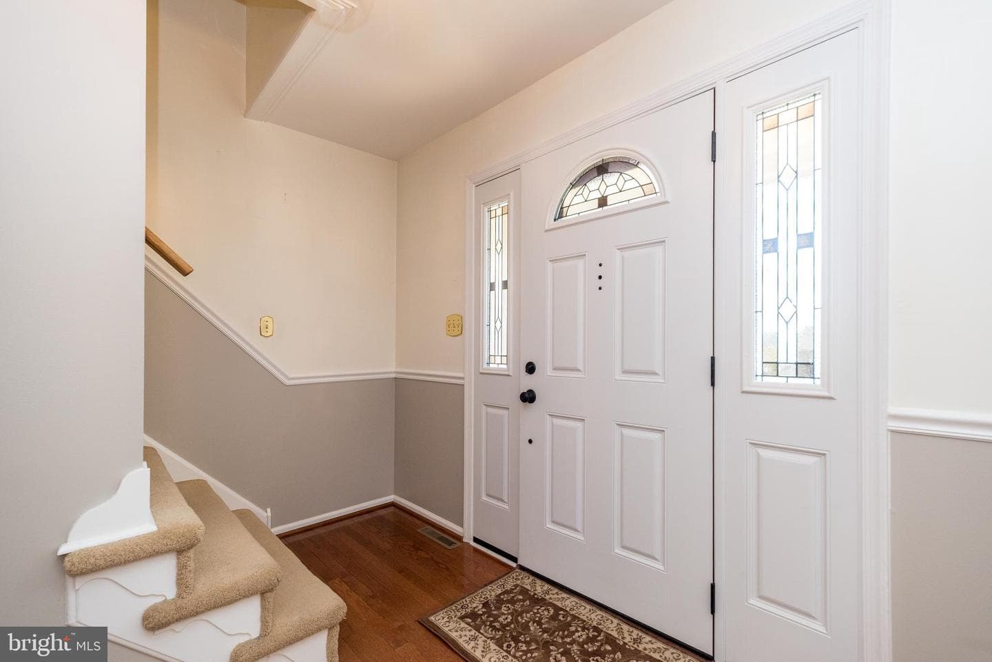 105 Birchwood Drive photo 3