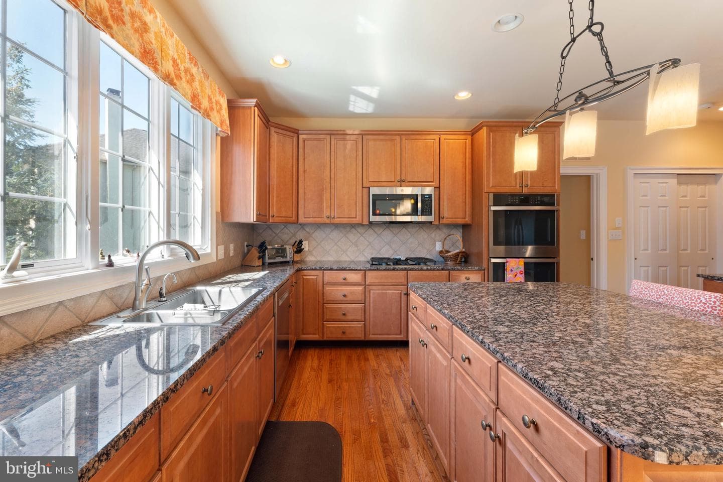 112 Edwards Drive photo 23