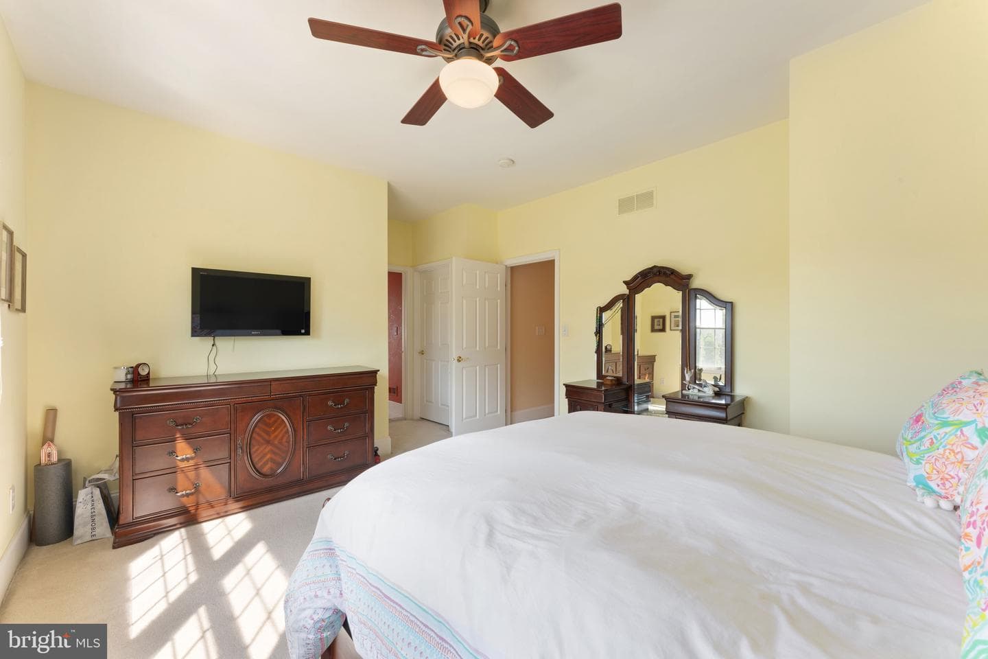 112 Edwards Drive photo 37