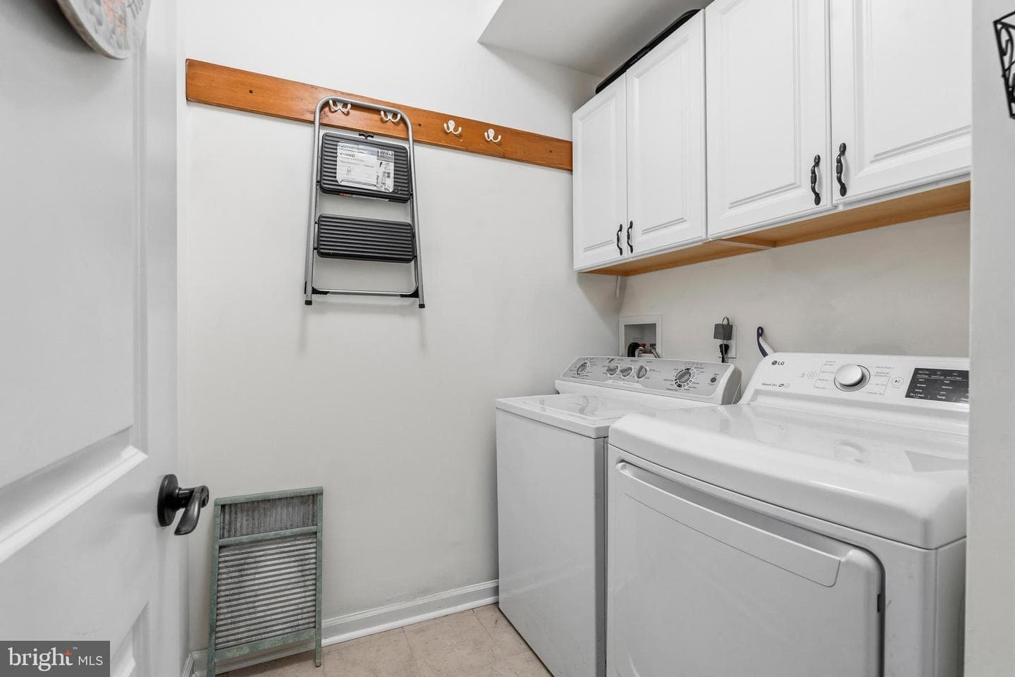1125 Arbour Lane photo 13