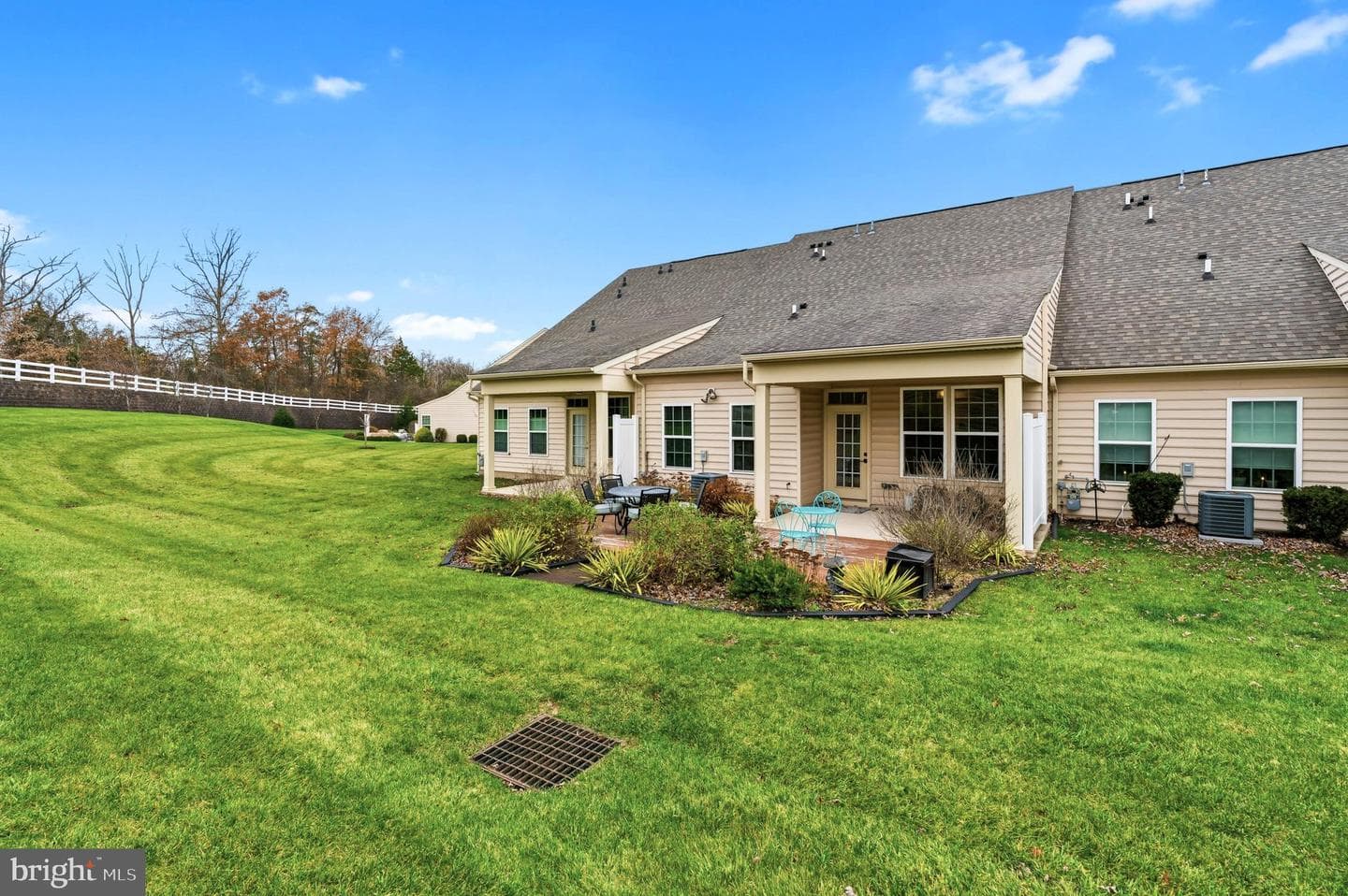 1125 Arbour Lane photo 31