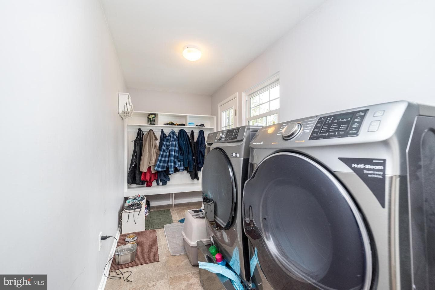 546 Clydesdale Drive photo 7