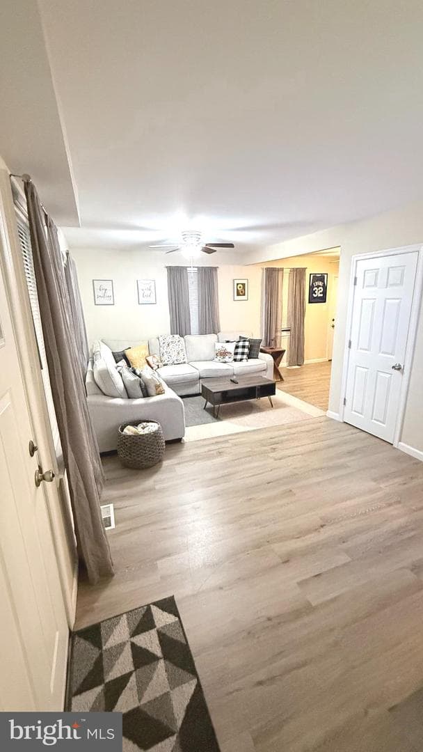304 Newport Road photo 2