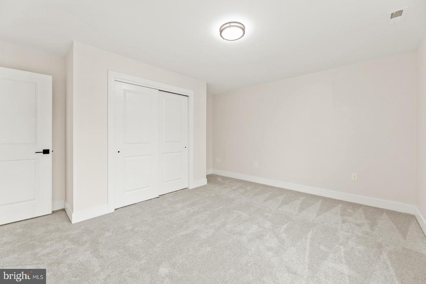 866 Hulmeville Road photo 38