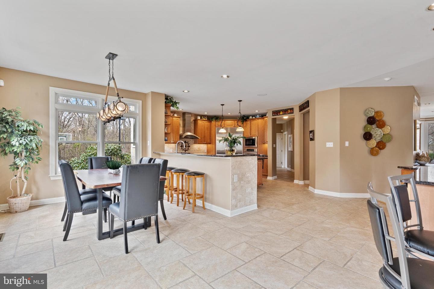 100 E Holland Road photo 12