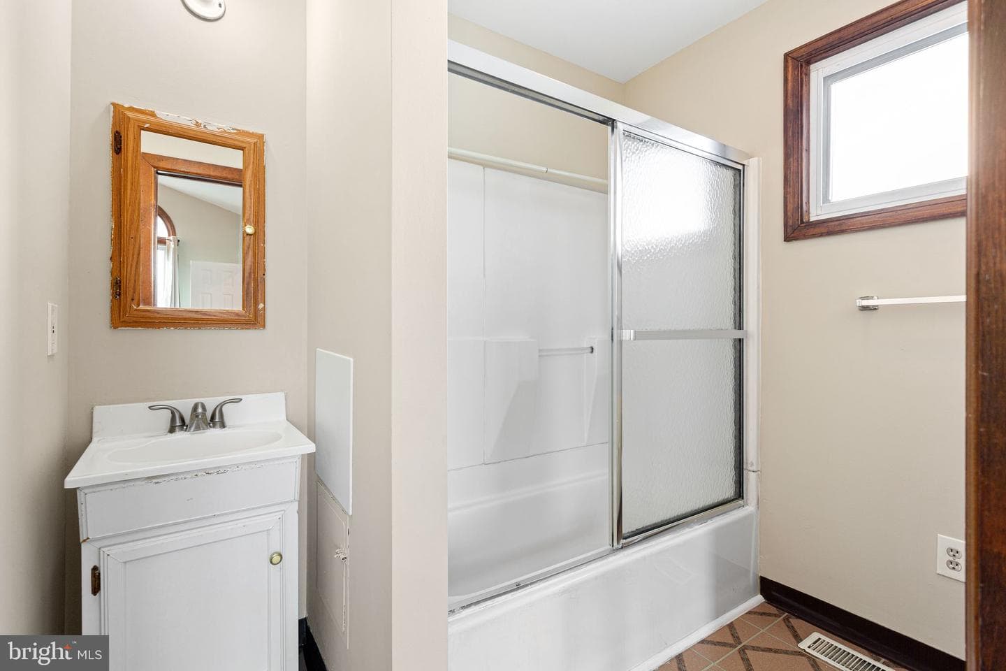 2623 Knights Road photo 23