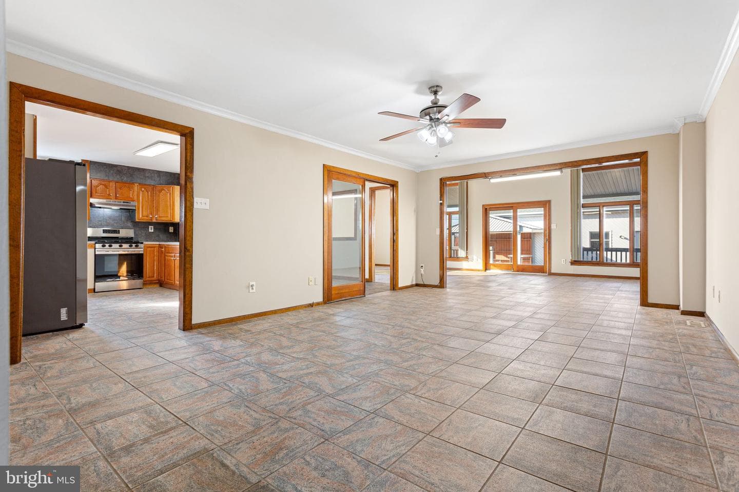 2623 Knights Road photo 7