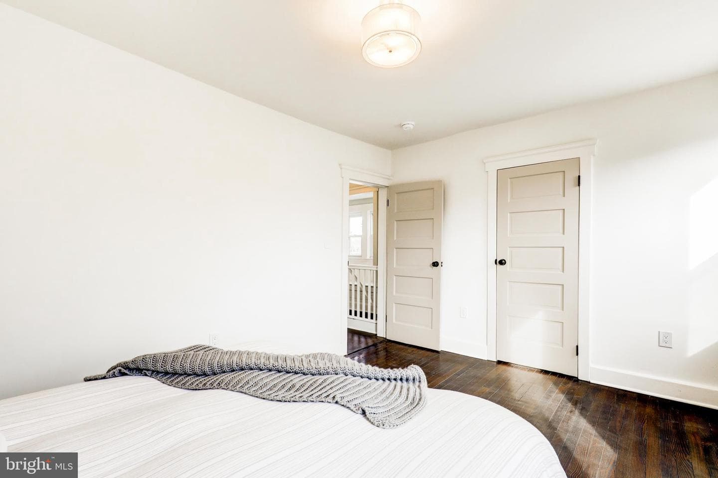 7301 N Radcliffe Street photo 23