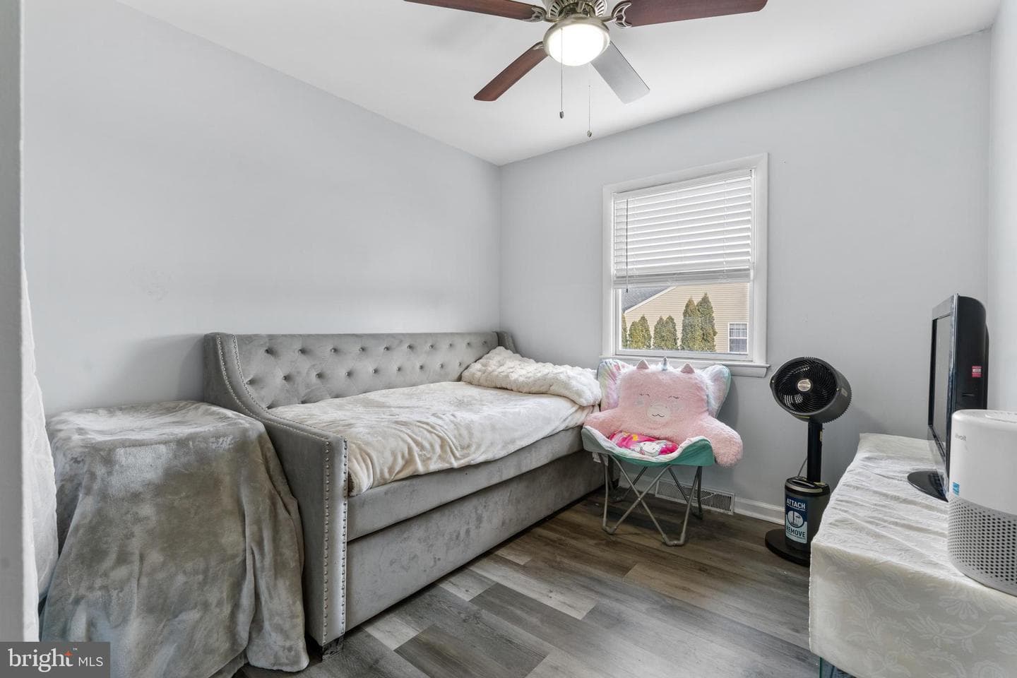 107 S Linda Court photo 20