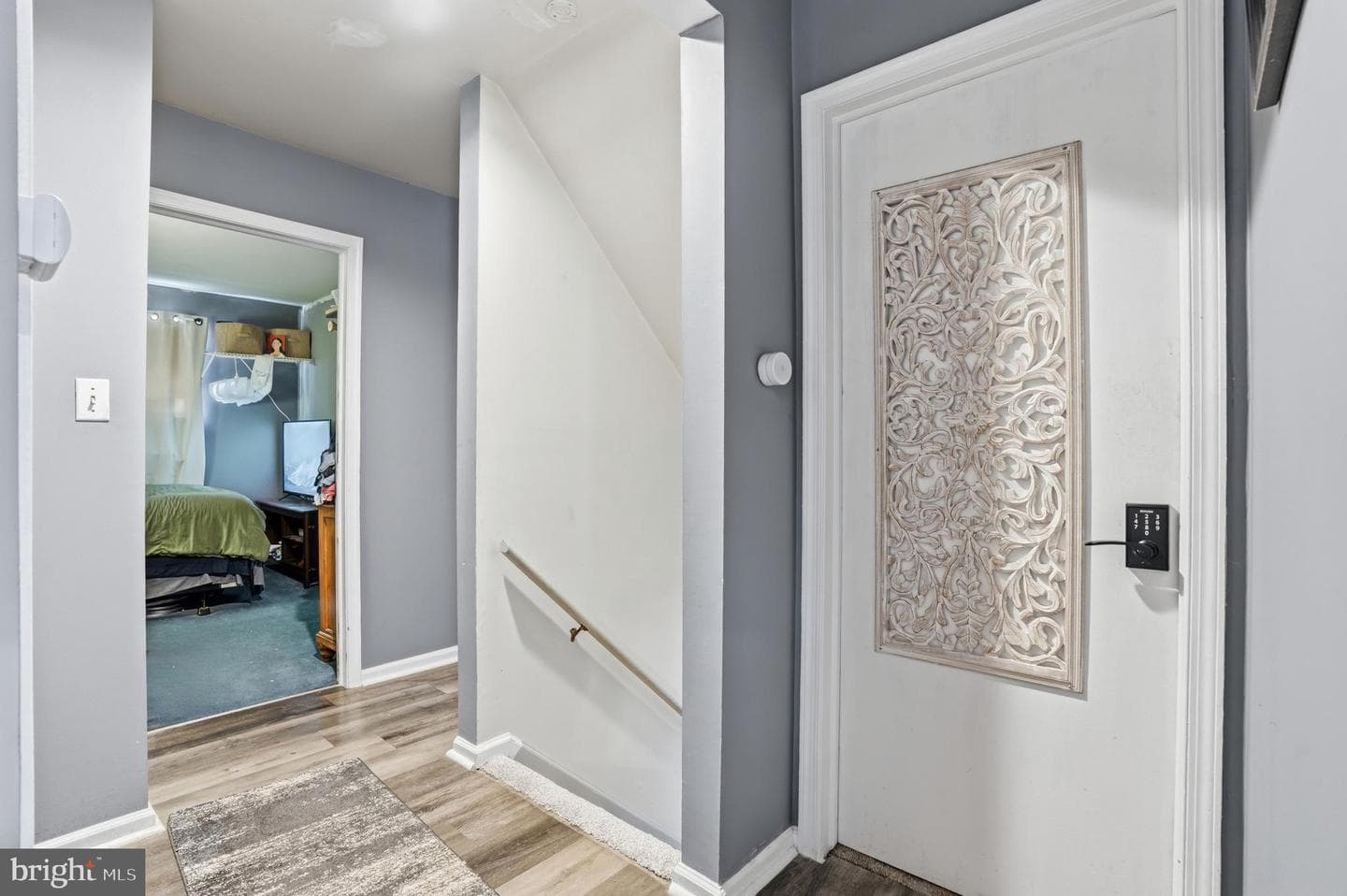 87 W Park Avenue photo 23