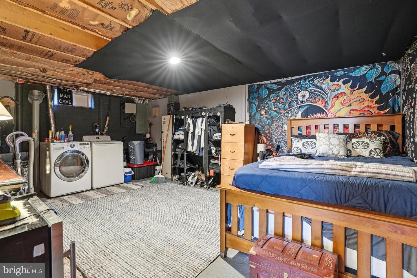 87 W Park Avenue photo 24