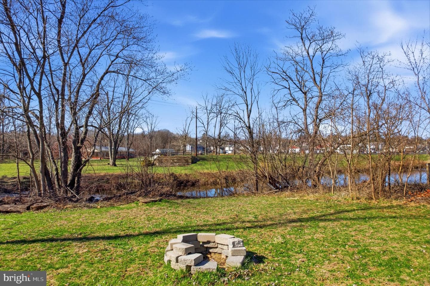 87 W Park Avenue photo 37