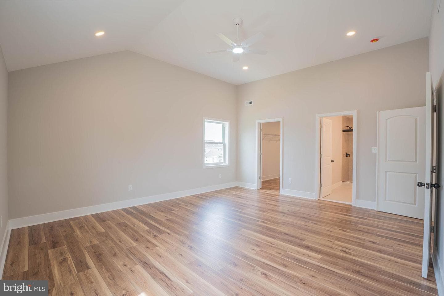 2290 Virginia Ave photo 38