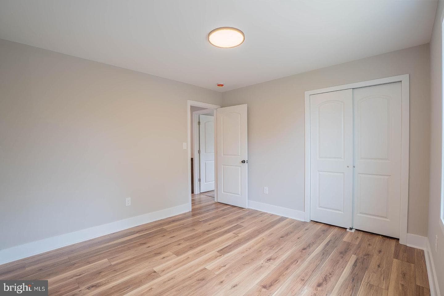 2290 Virginia Ave photo 45