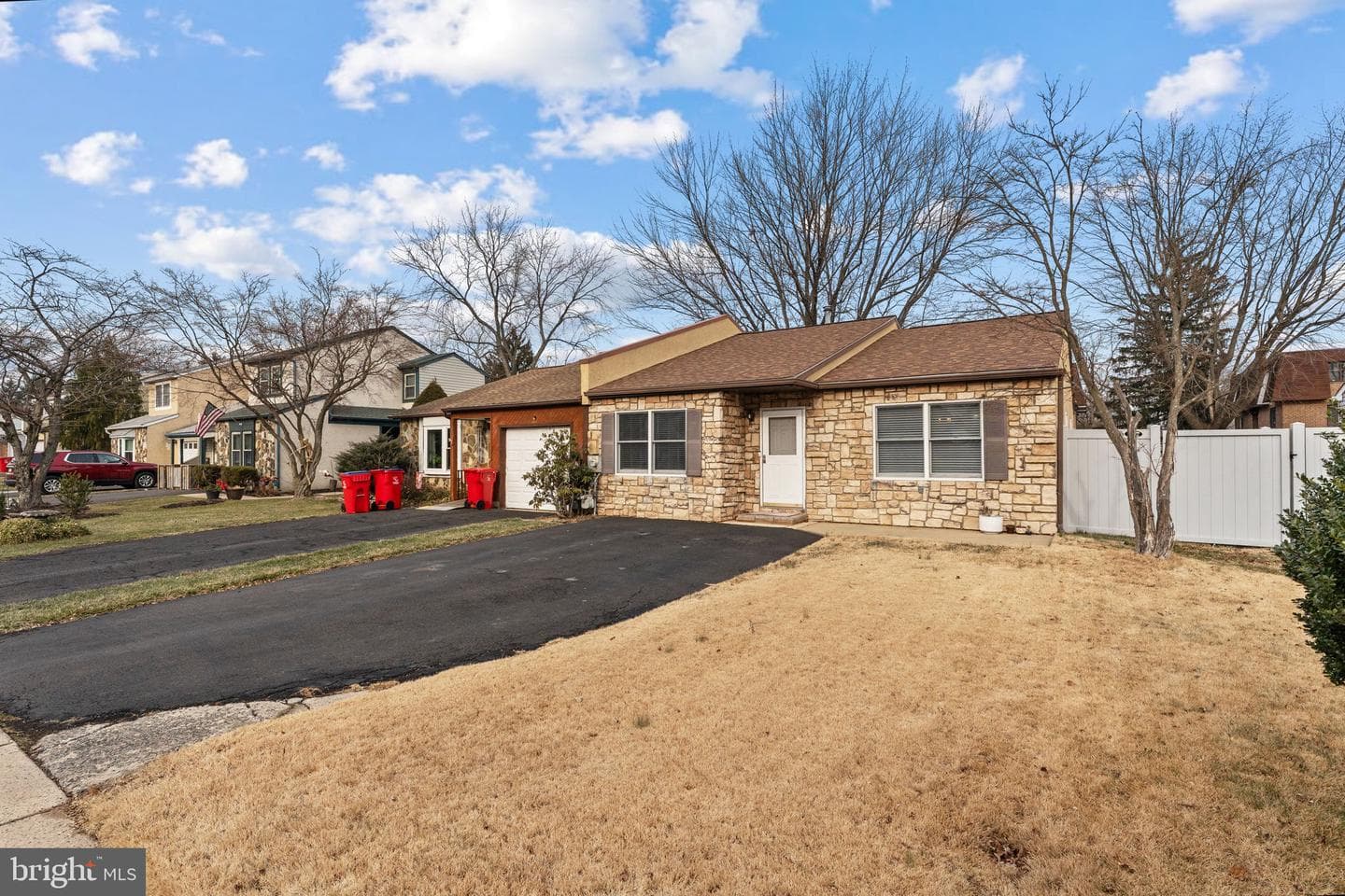 745 Tennyson Drive photo 2