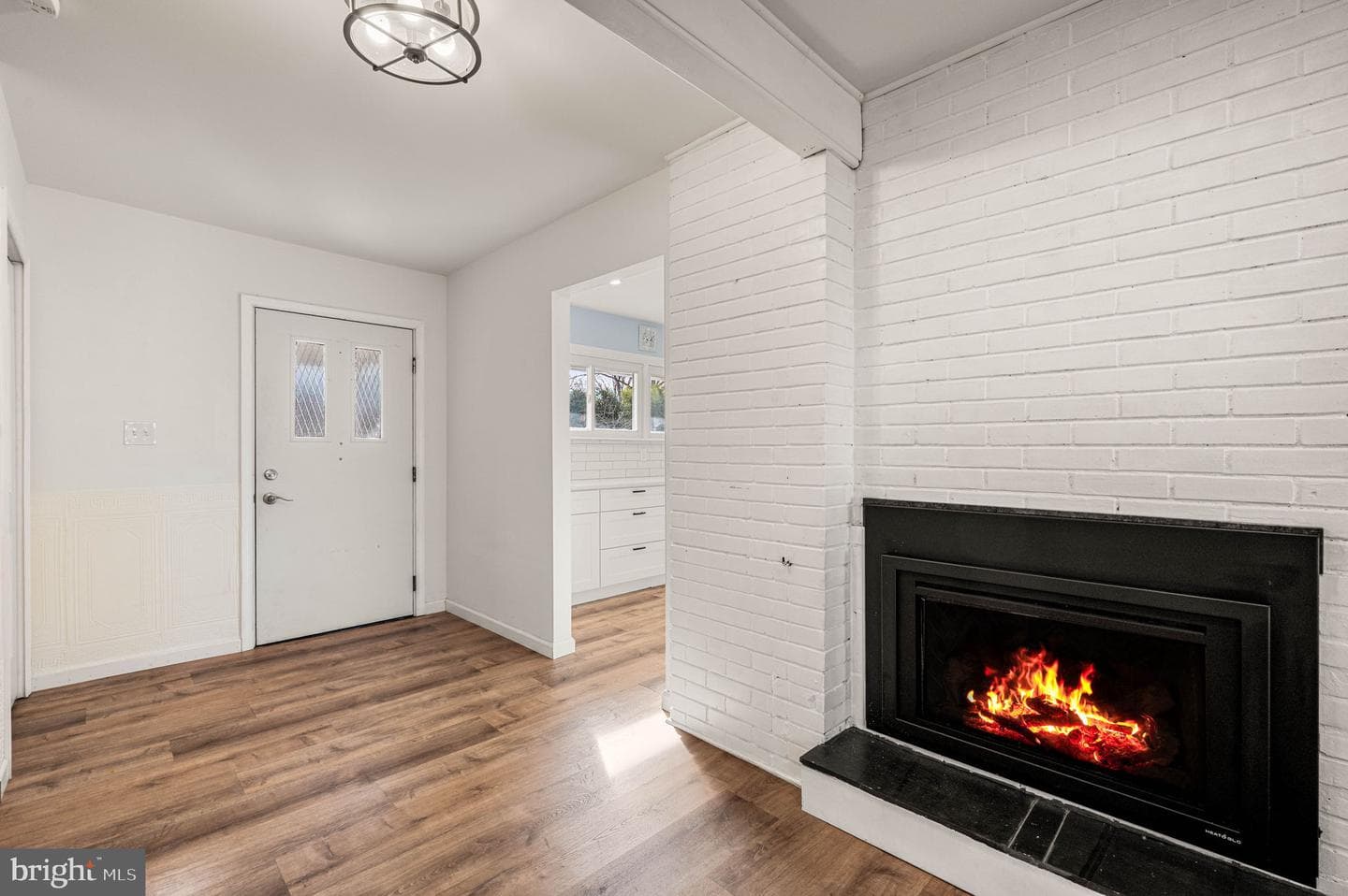 169 Forsythia Drive N photo 2