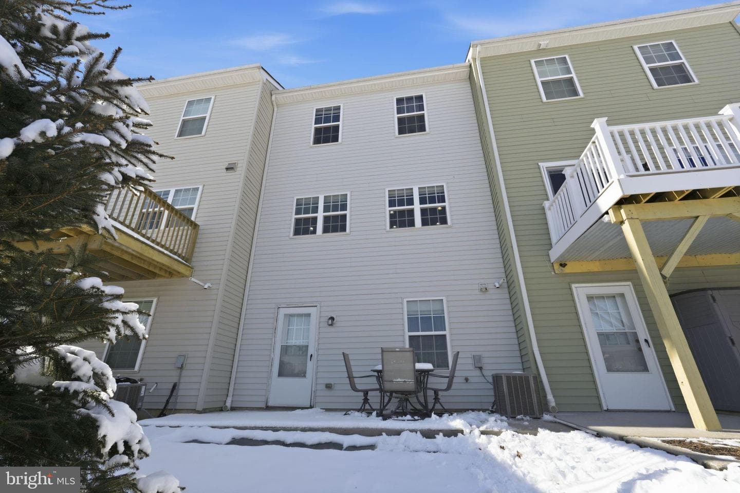 153 Mercer Court photo 27