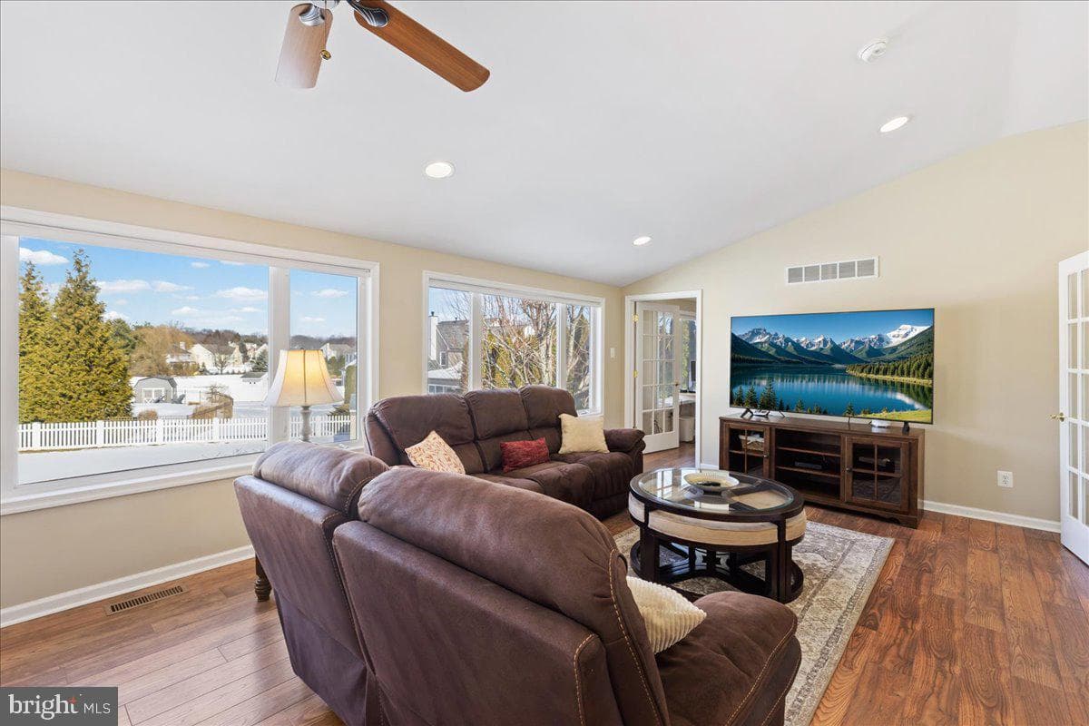 131 Nottingham Drive photo 21