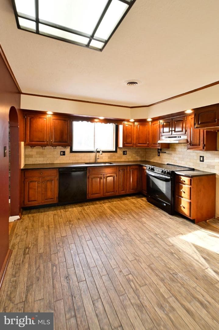 35 Fairway Drive photo 19