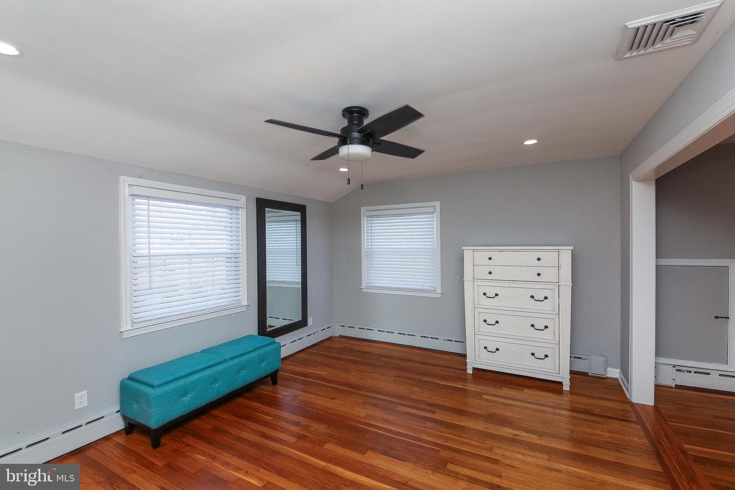 543 Green Valley Road photo 15
