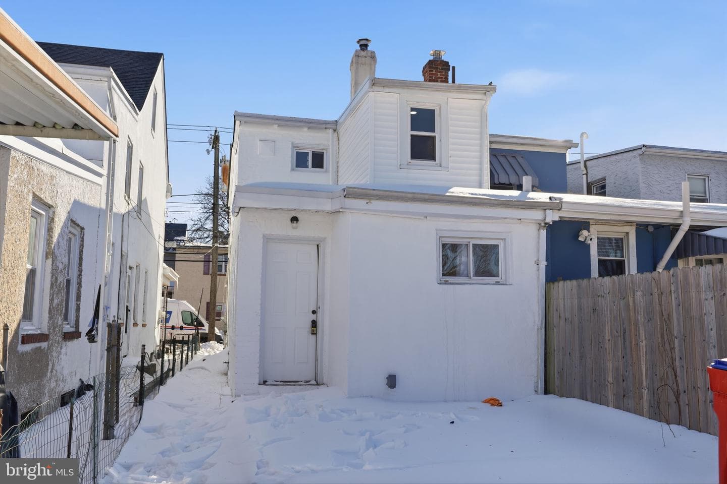 509 Pond Street photo 24