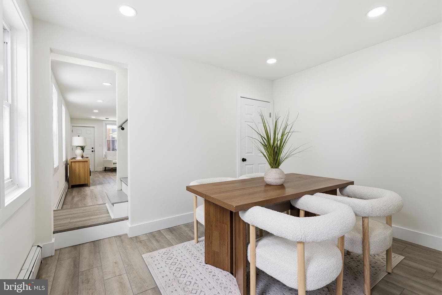 509 Pond Street photo 9