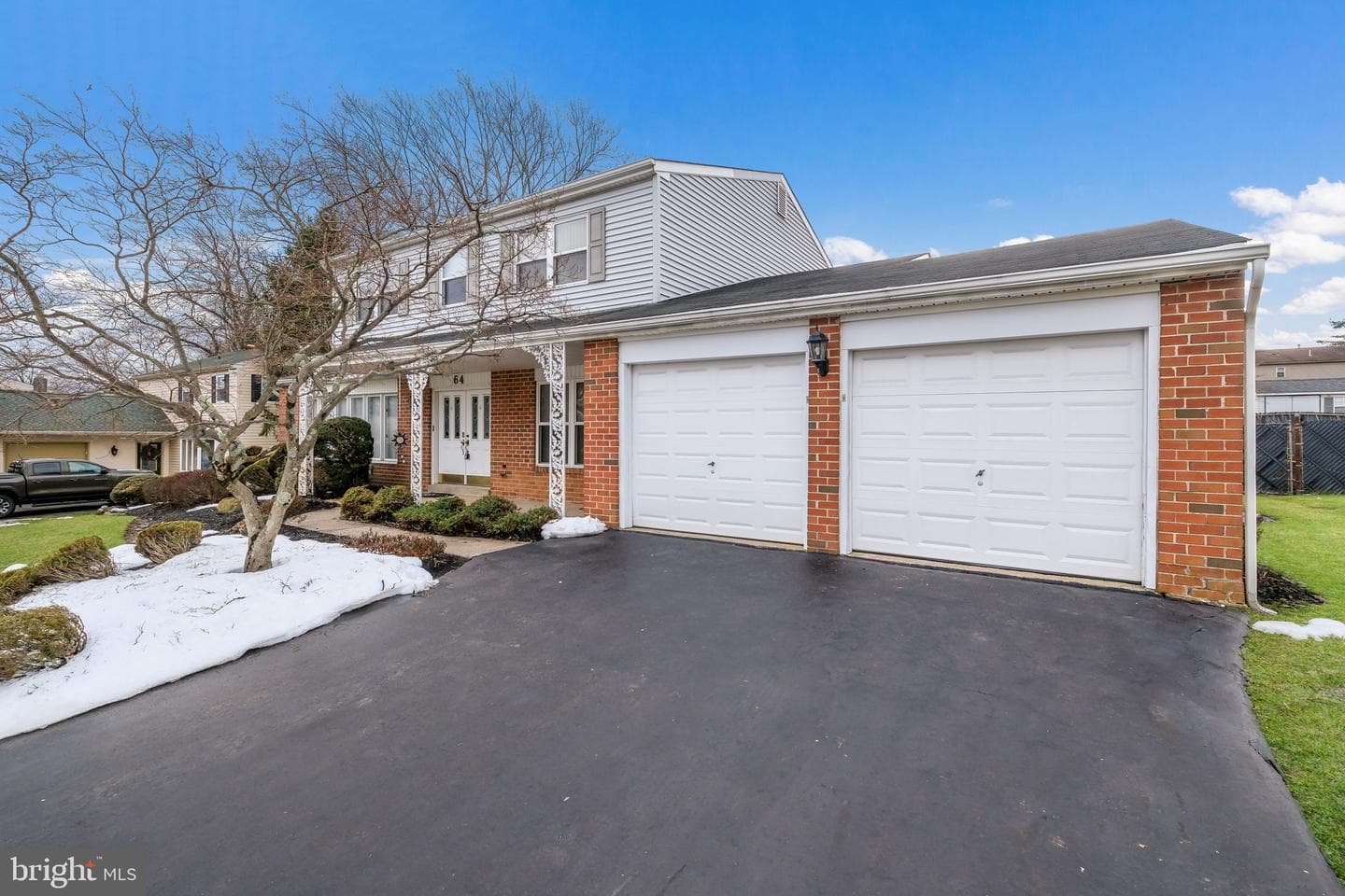 64 Springwood Drive photo 4