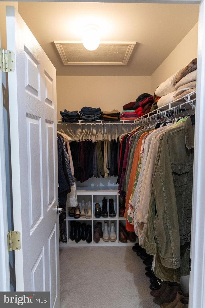 814 Sydni Court photo 36