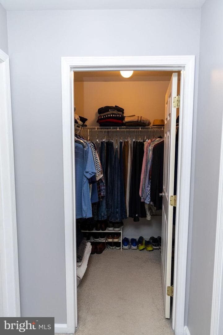 814 Sydni Court photo 38