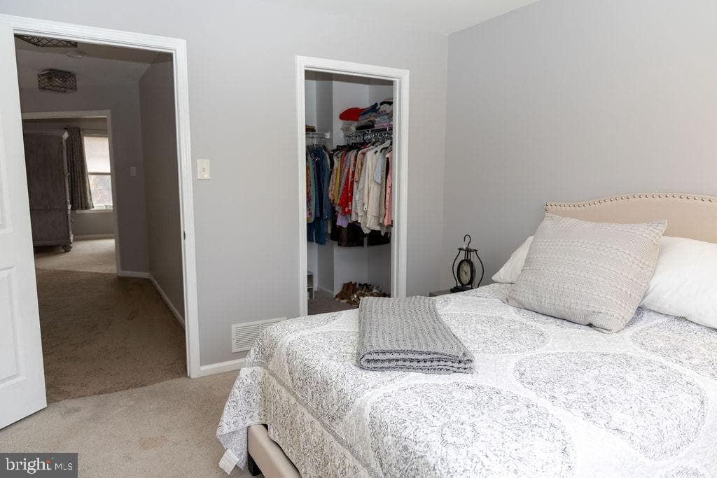 814 Sydni Court photo 49