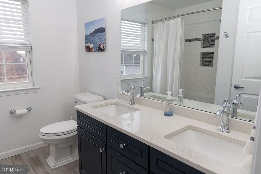 814 Sydni Court photo 54