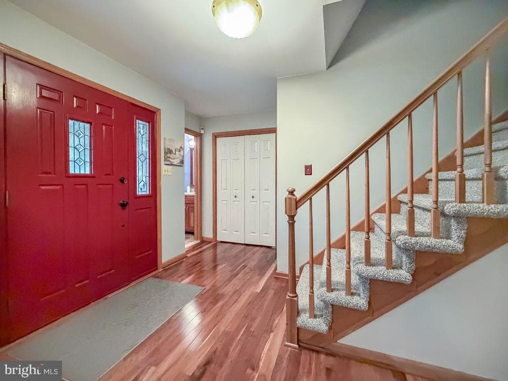 336 Fox Hollow Drive photo 3